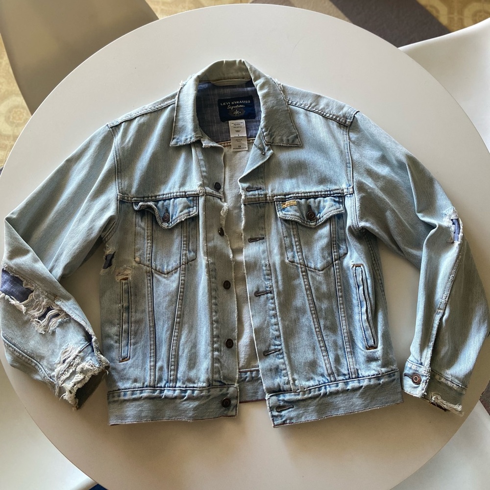 VINTAGE Levi’s Denim Jacket